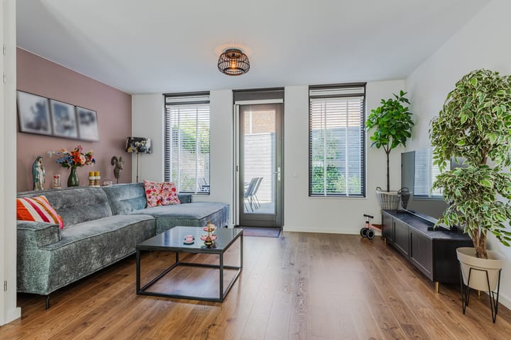 Photo 2 of Scheepswerflaan 261