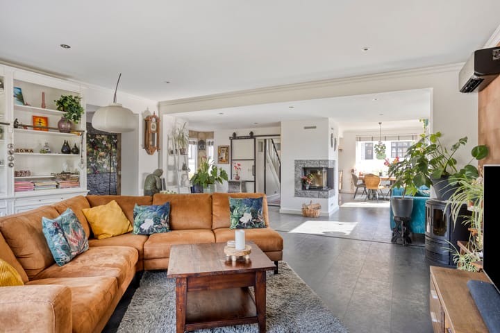 Foto 10 van van Lyndenstraat 11