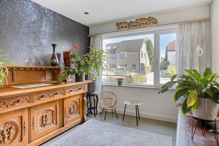 Foto 15 van van Lyndenstraat 11