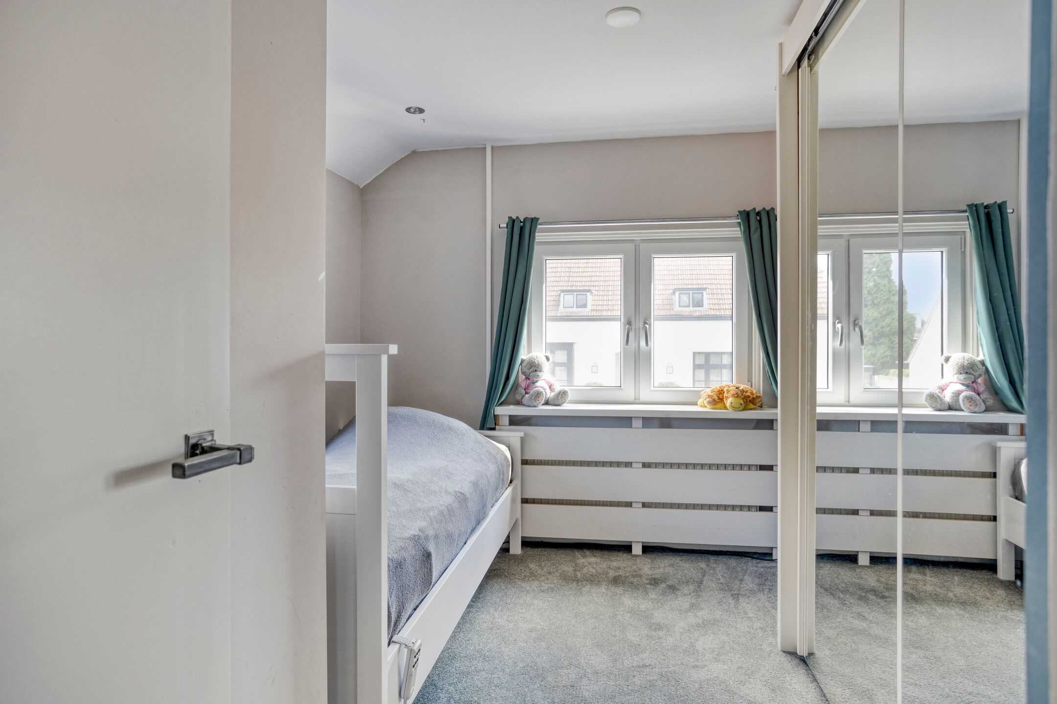 Foto 24 van van Lyndenstraat 11