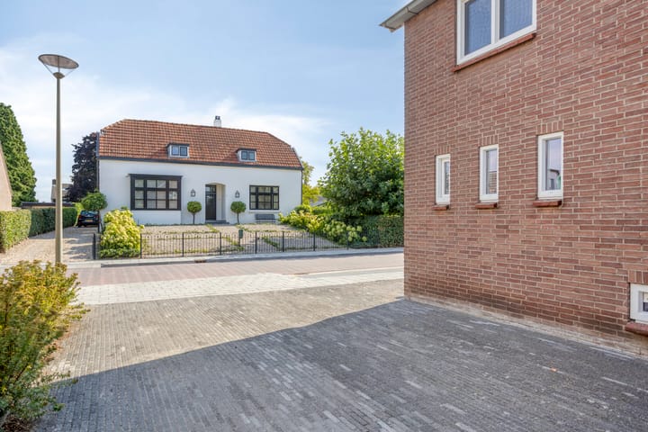 Foto 30 van van Lyndenstraat 11