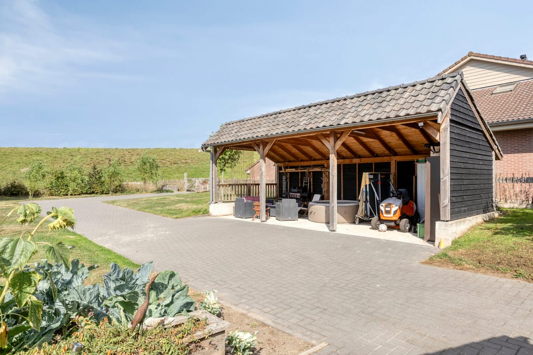 Foto 32 van van Lyndenstraat 11