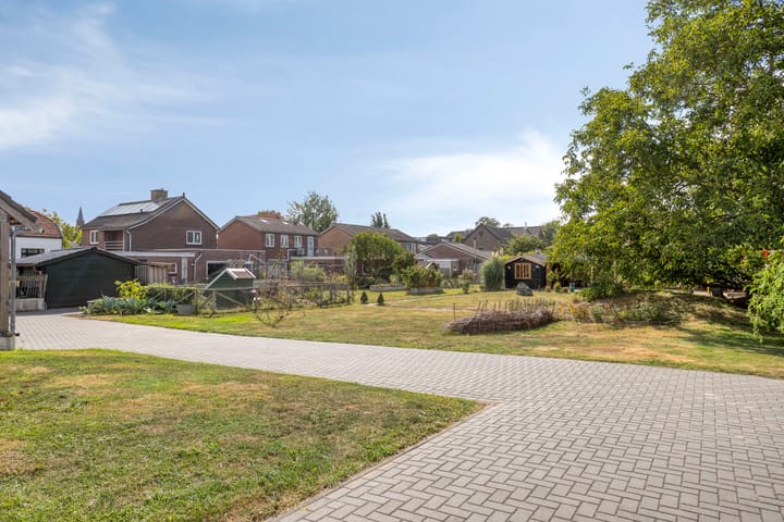 Foto 37 van van Lyndenstraat 11