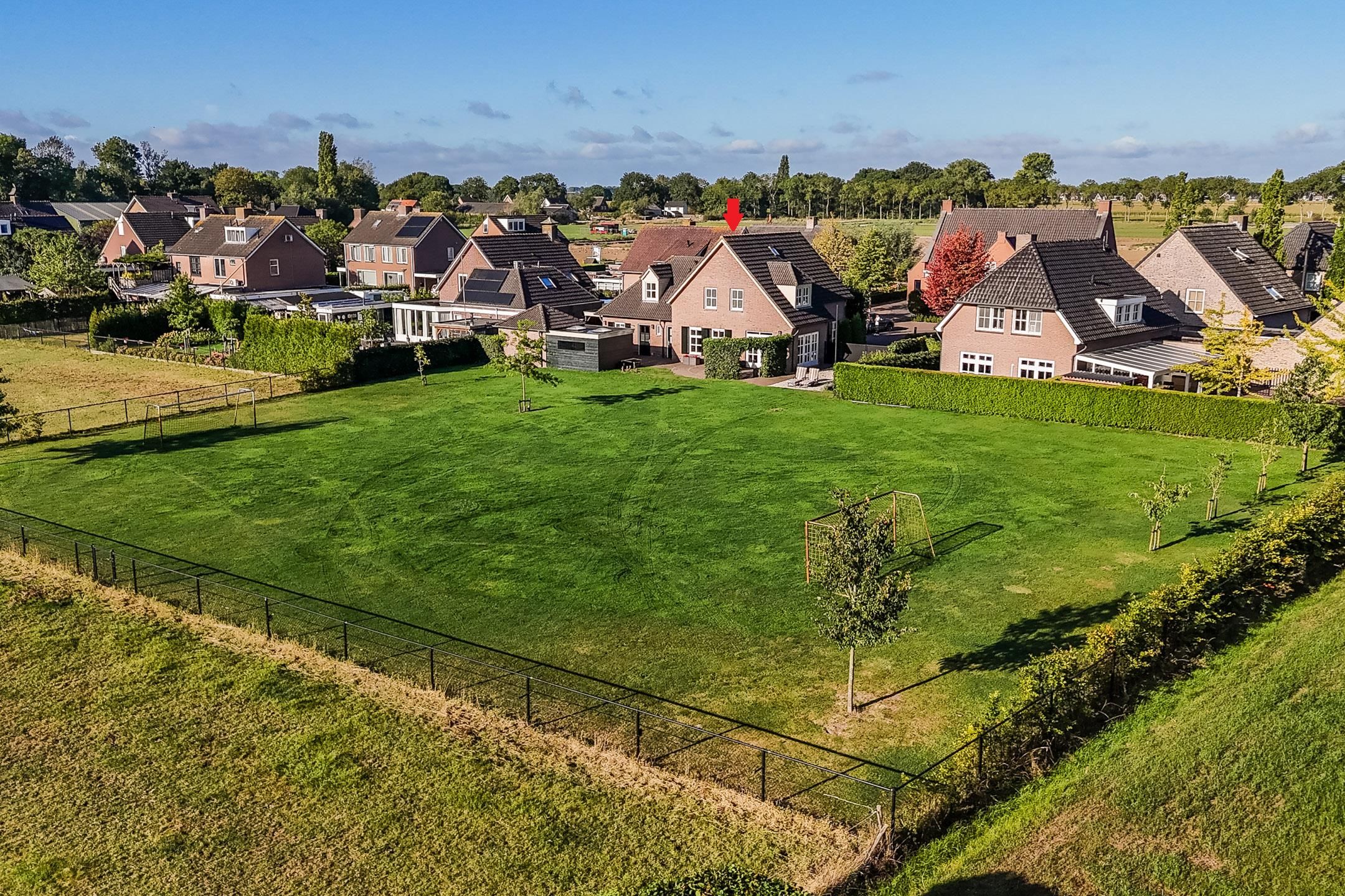 Kleine Eng, 23, Lithoijen, 5396PX, Noord-Brabant, Nederland 23 