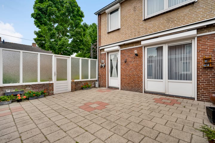 Foto 24 van Schuttebeemd 111