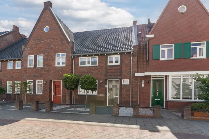 Photo 39 of Actus 14