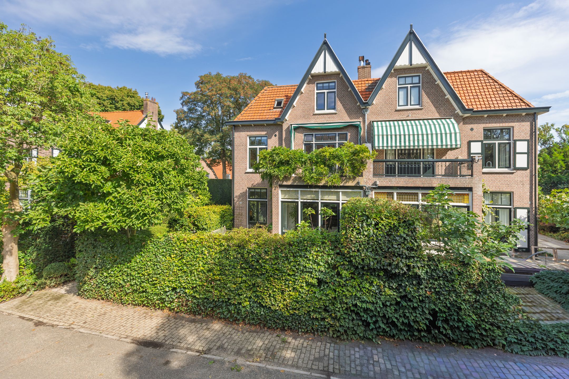 Corverlaan, 16, Bussum, 1405AW, Noord-Holland, Nederland 16