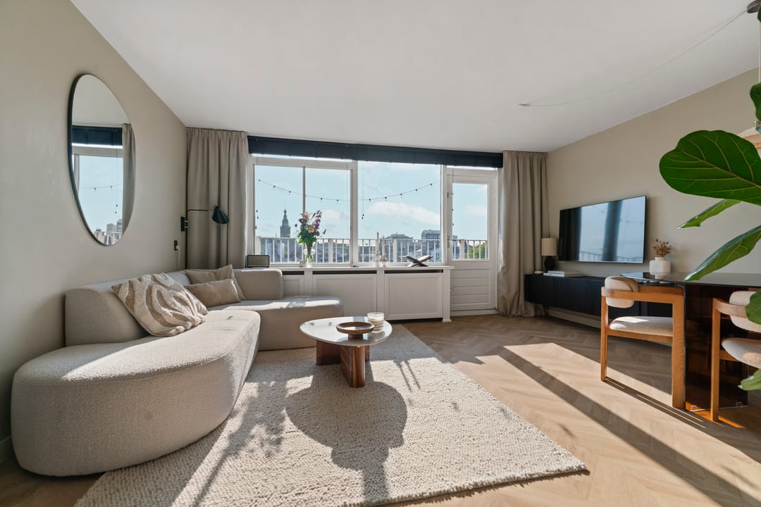 Photo 2 of Veemarkt 177