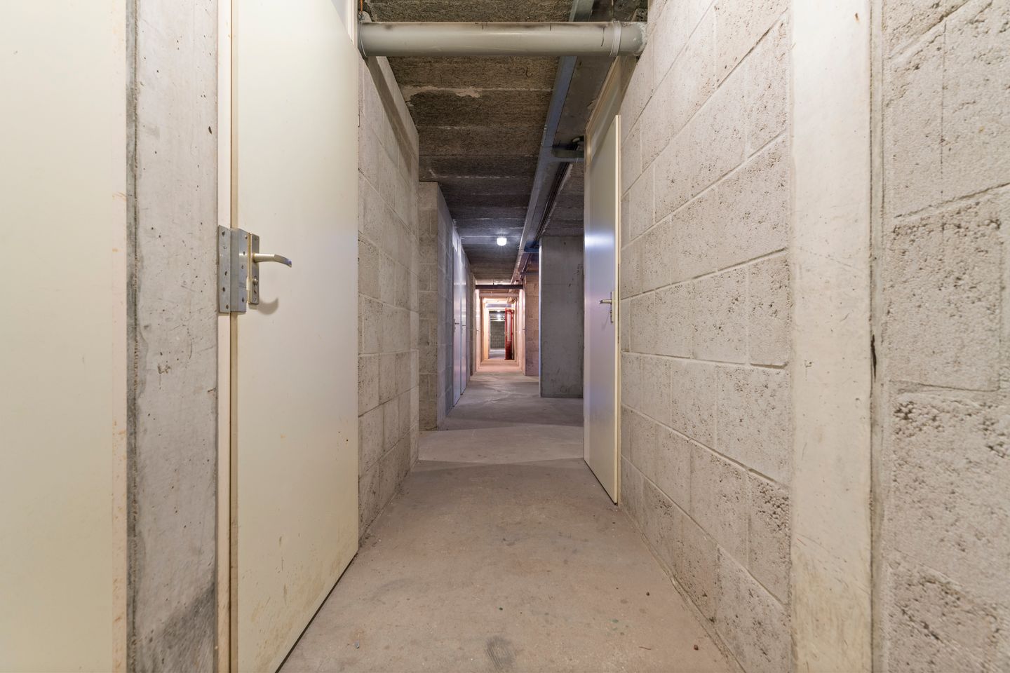 Photo 19 of Veemarkt 177