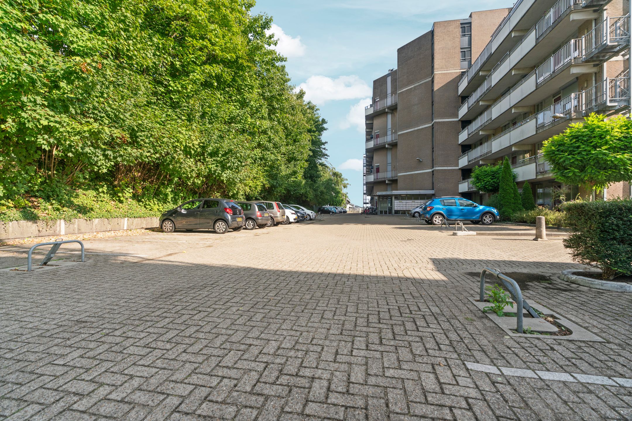 Photo 21 of Veemarkt 177