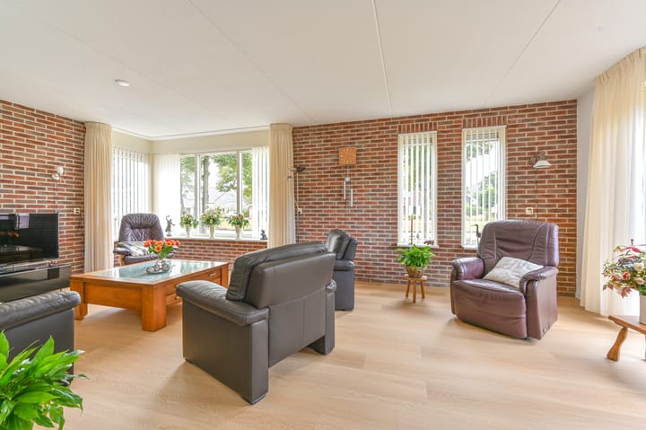 Foto 3 van Gentiaan 7