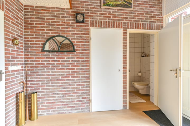 Foto 11 van Gentiaan 7