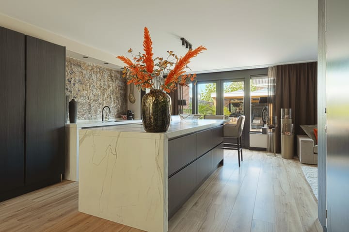 Foto 4 van Van Huessenleede 4