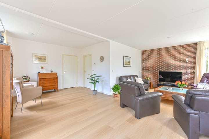 Foto 21 van Gentiaan 7