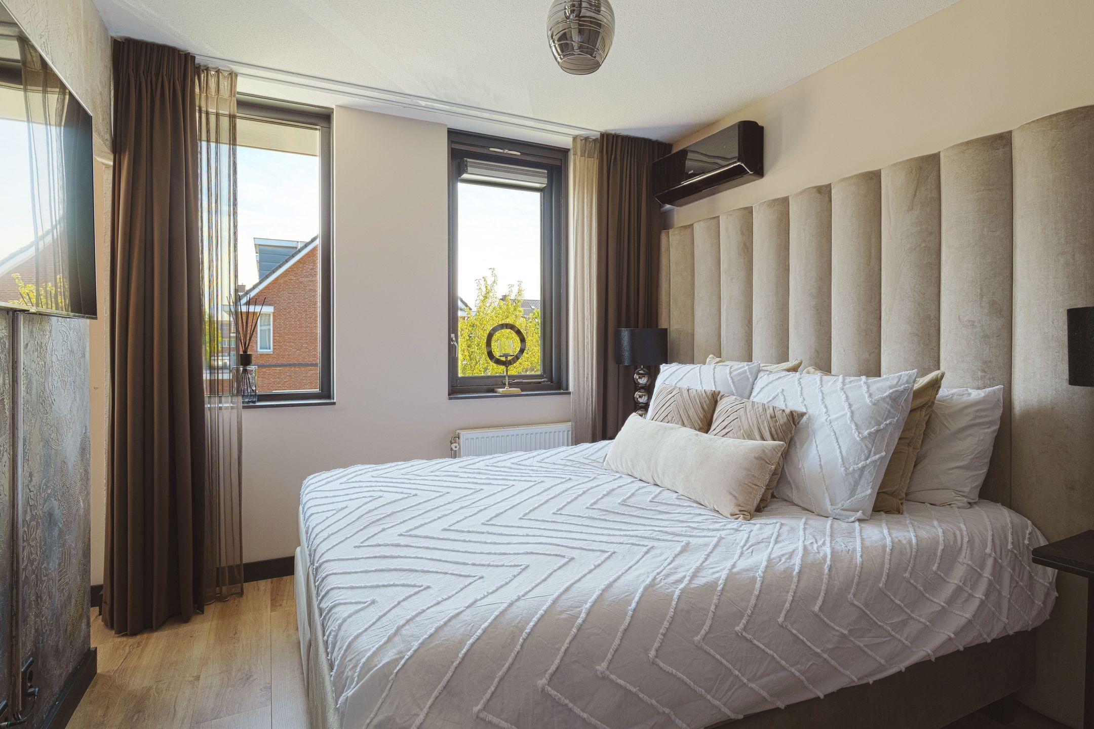 Photo 21 of Van Huessenleede 4