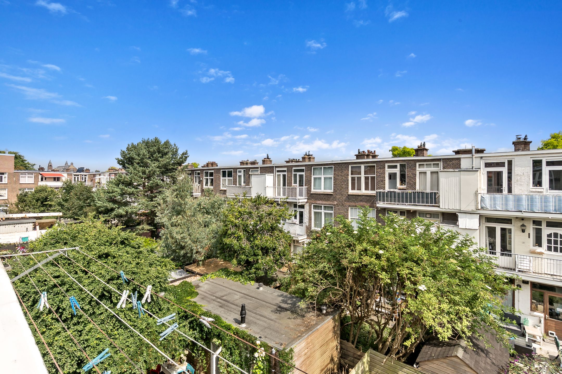 Photo 15 of Kamperfoeliestraat 149