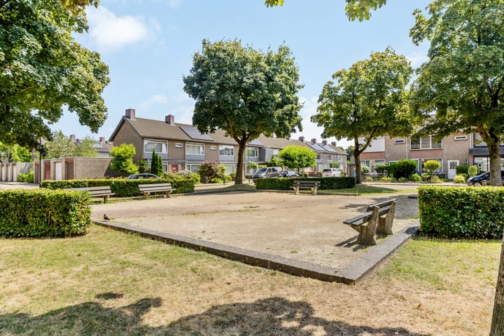 Foto 3 van Capella 8