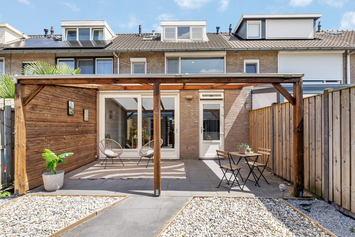 Foto 33 van Capella 8