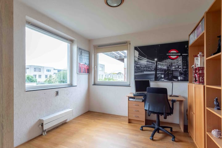 Foto 19 van Ernest Hemingwaystraat 95