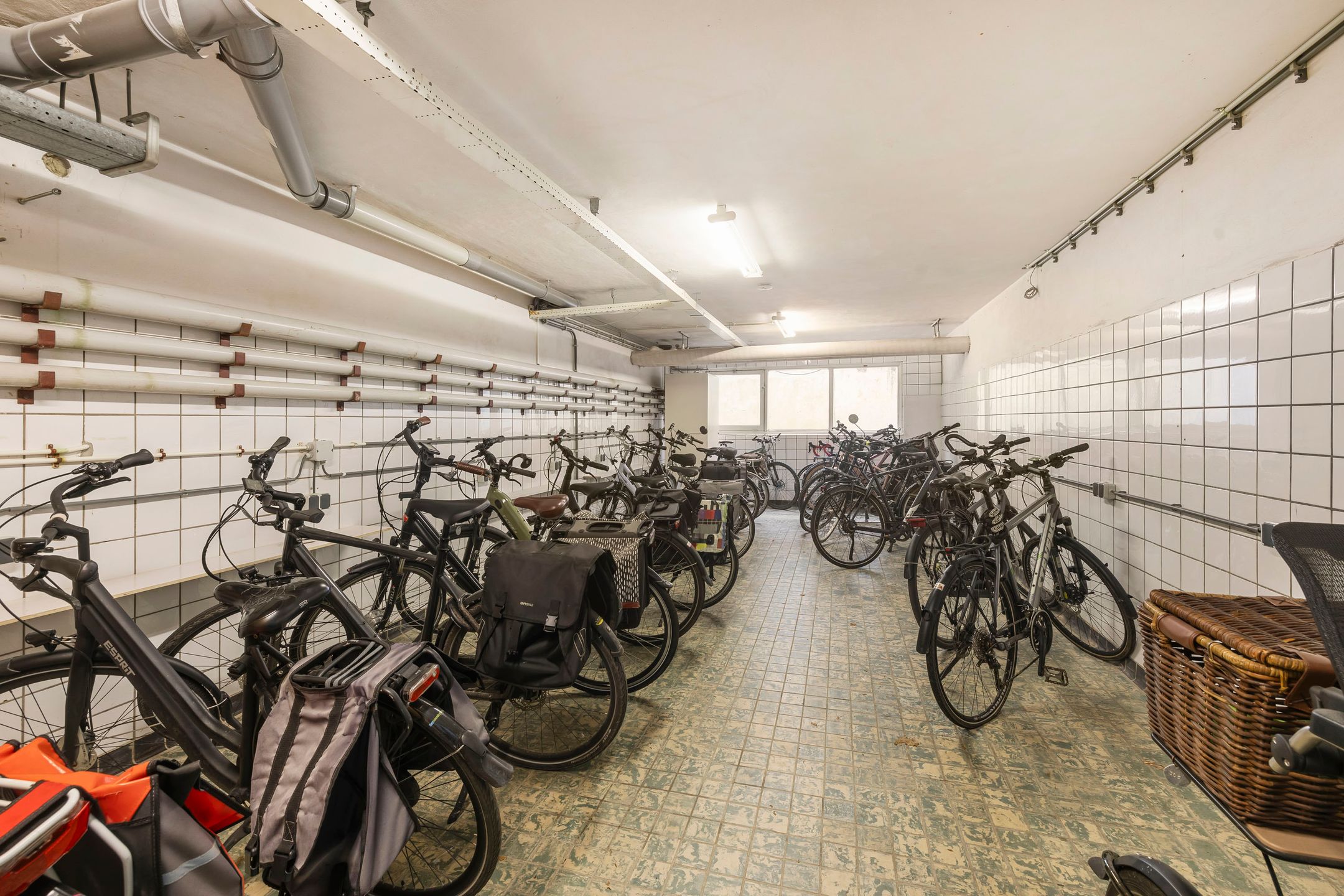 Foto 24 van Stationsweg 92-205