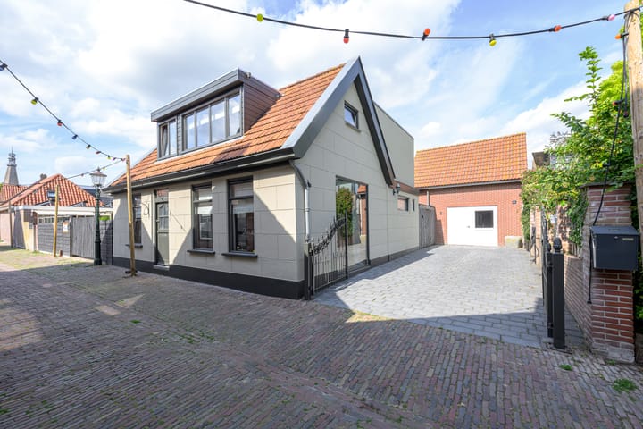 Foto 51 van Oostersteeg 11