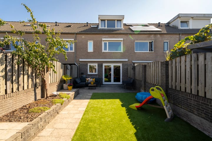 Foto 38 van Ledeackerstraat 35