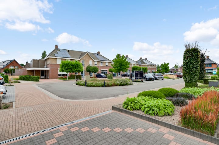 Foto 2 van Meester Schakenhof 17