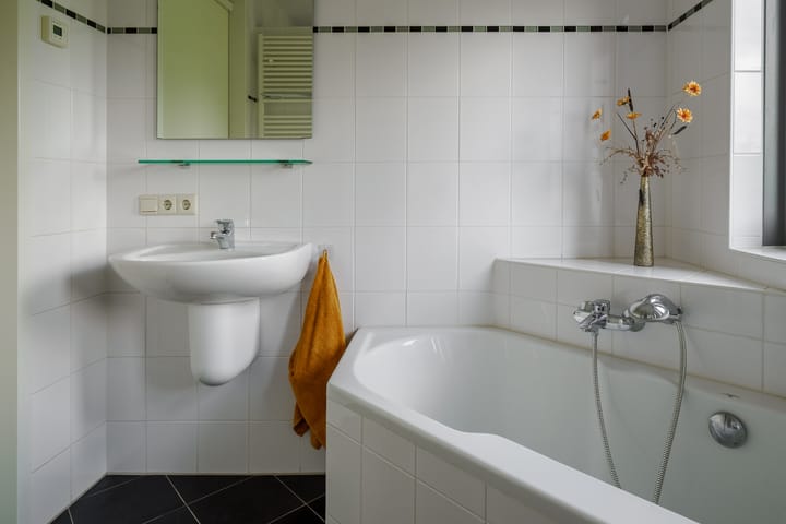 Photo 23 of Baars 26