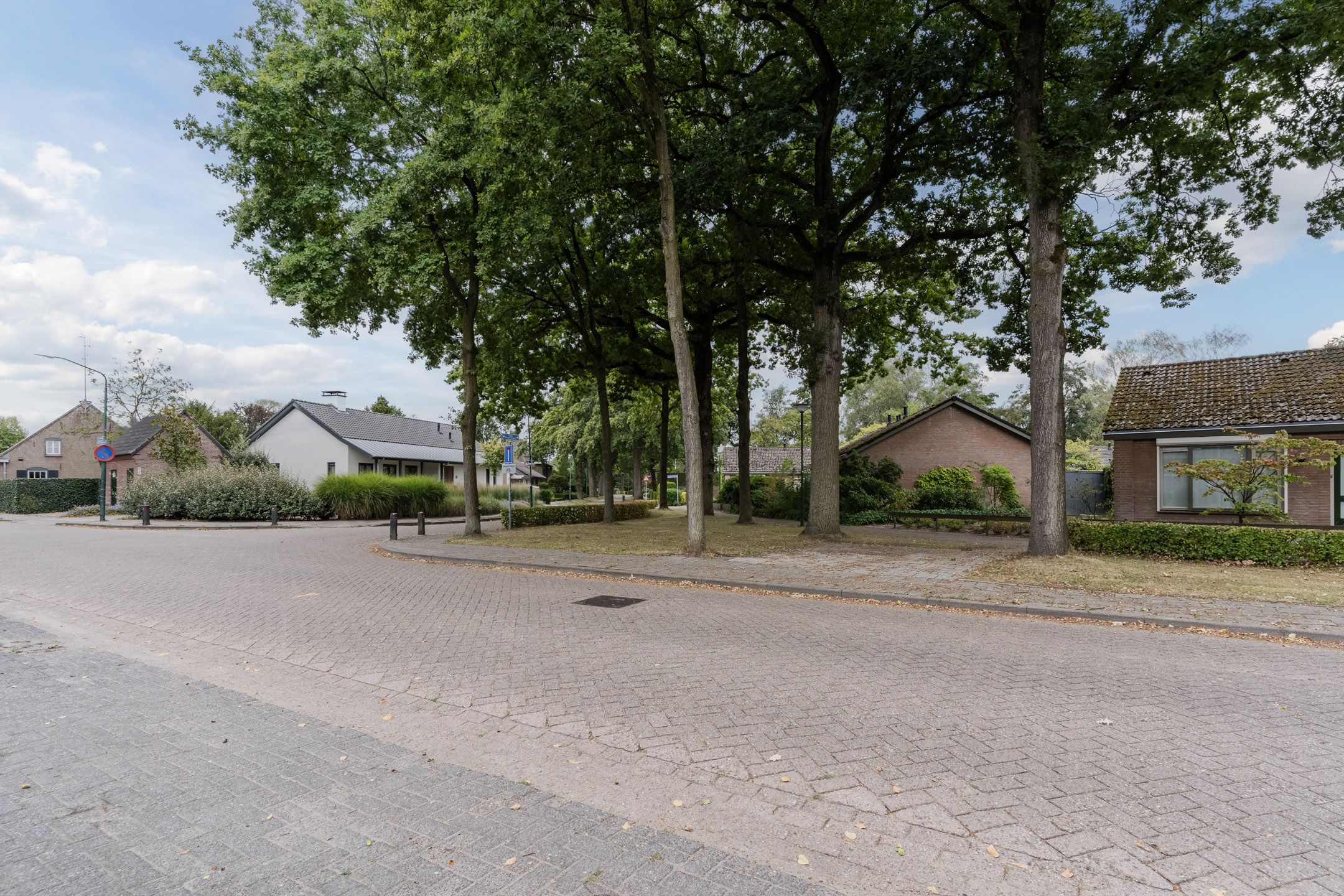 Photo 45 of Oude Postelseweg 16