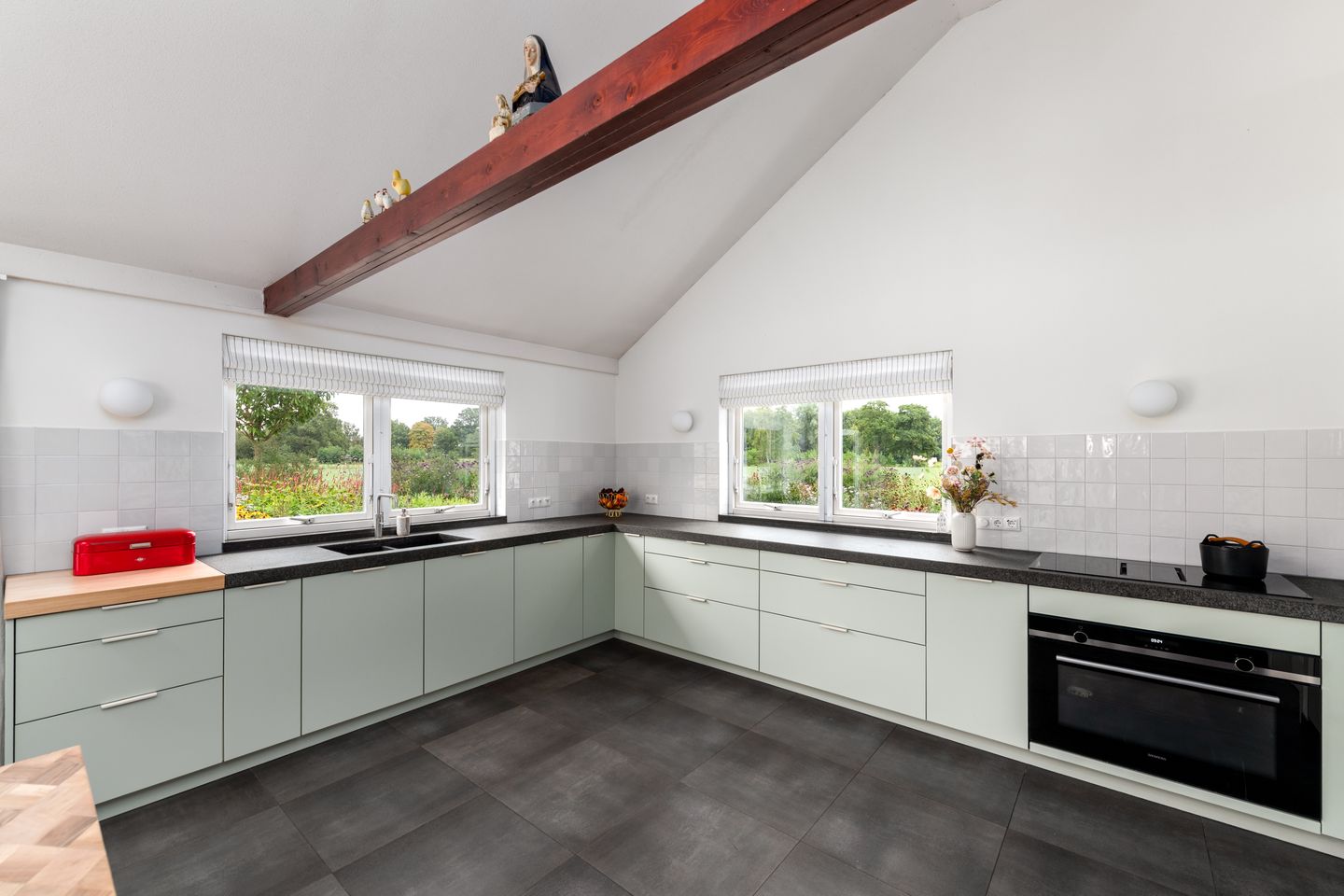 Photo 40 of De Bakkerij 3