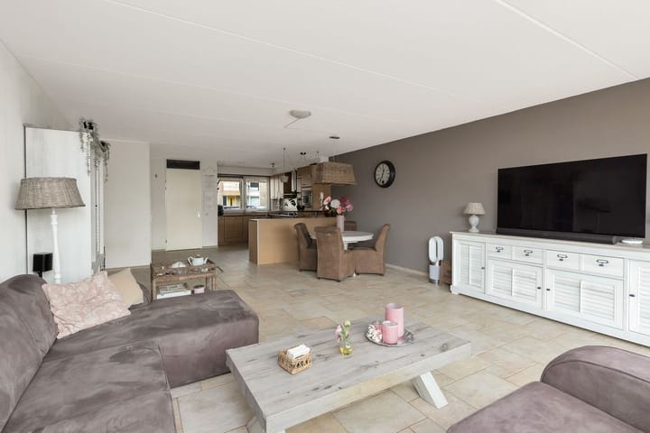 Foto 10 van Brommy en Tommystraat 17