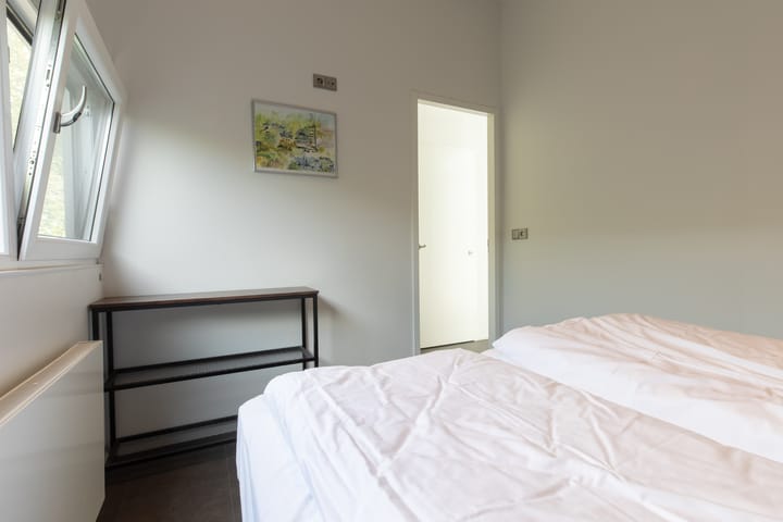 Photo 18 of Valkenburgerweg 128-3