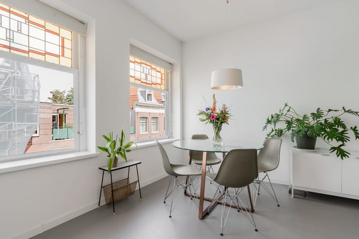 Foto 12 van Willemsstraat 83-3