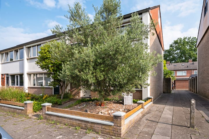 Foto 5 van Basstraat 25