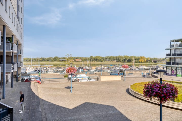 Foto 4 van La Bonne Aventure 30