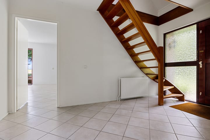 Photo 15 of Redger 5