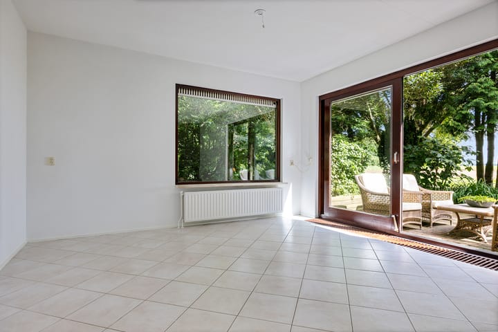 Photo 16 of Redger 5