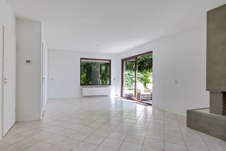 Photo 17 of Redger 5