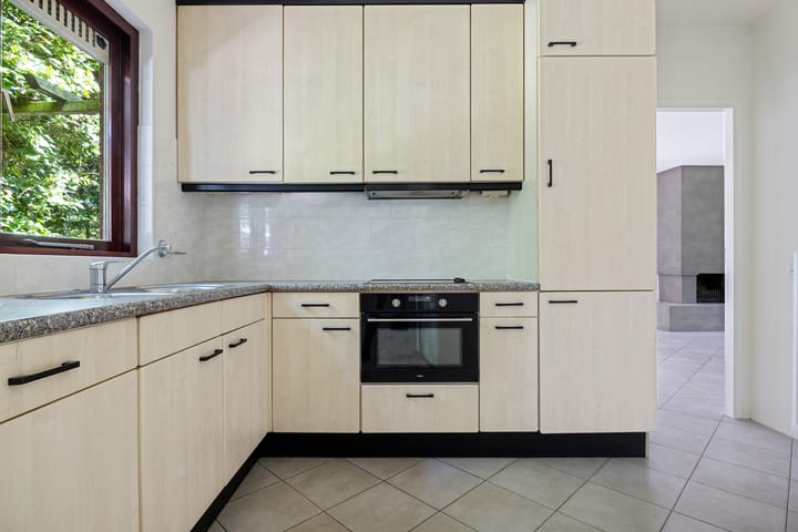 Photo 22 of Redger 5