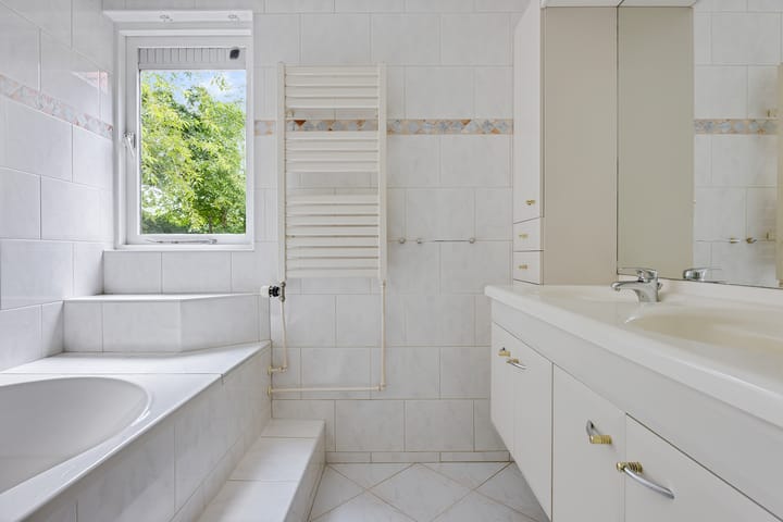 Photo 28 of Redger 5