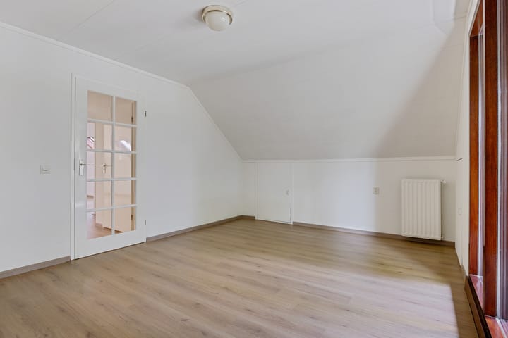 Photo 43 of Redger 5