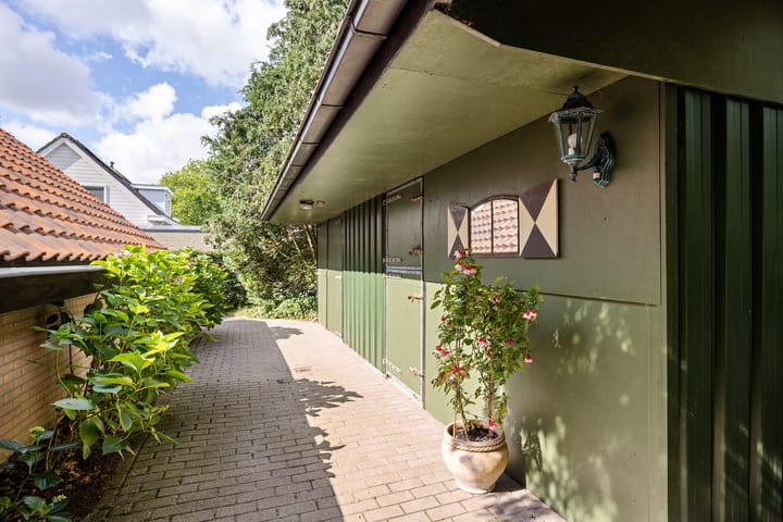 Photo 55 of Redger 5