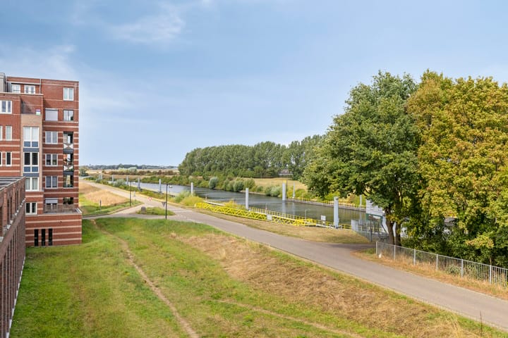 Foto 22 van Parcivalring 213