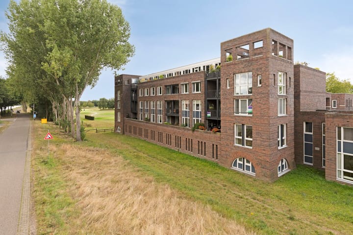 Foto 45 van Parcivalring 213