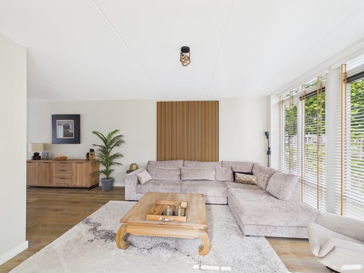 Foto 5 van Vuurvlinder 25