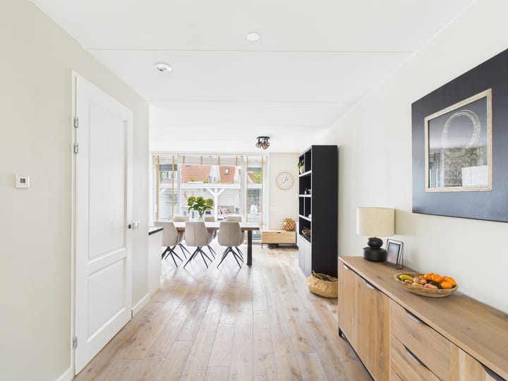 Foto 8 van Vuurvlinder 25