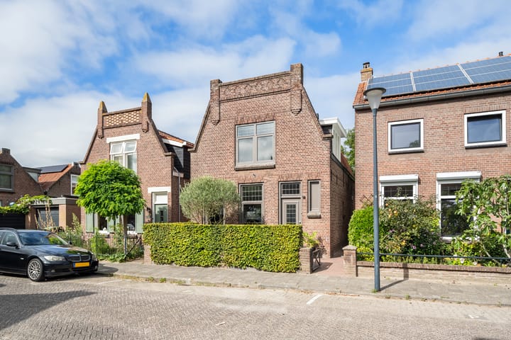 Foto 4 van Emmastraat 3