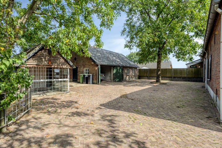 Foto 32 van De Hogert 2-A