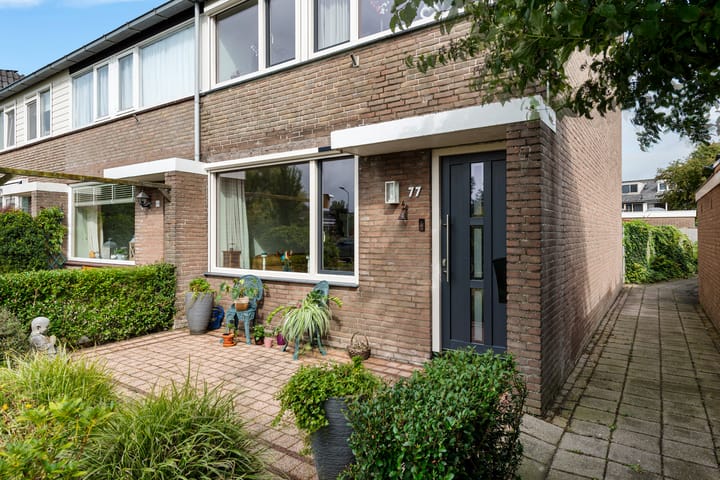 Foto 5 van Van Blaaderenweg 77