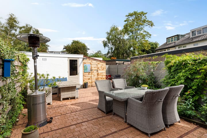 Foto 30 van Van Blaaderenweg 77